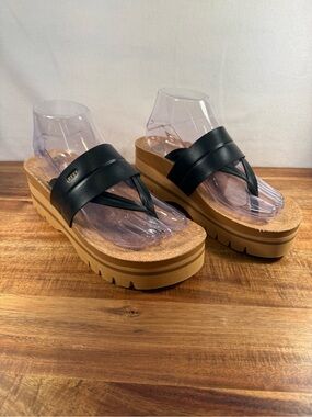 Reef Cushion Sol Hi Platform Sandals Black Size 8